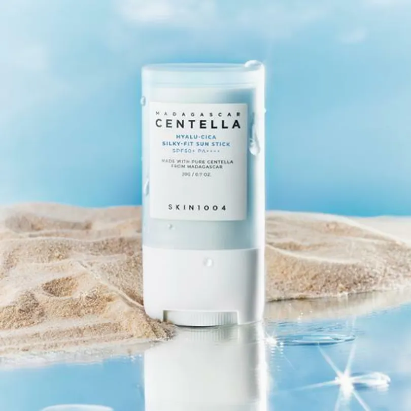 SKIN1004 Madagascar Centella Hyalu-Cica Silky-Fit Sun Stick 20g