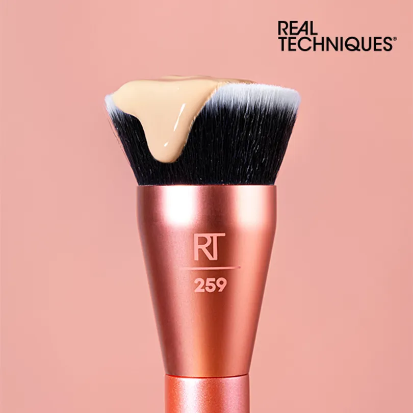 REAL TECHNIQUES Glow Round Base Brush