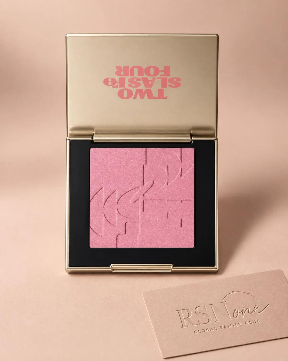 TWO SLASH FOUR All Over Face Blush (Set/Single)